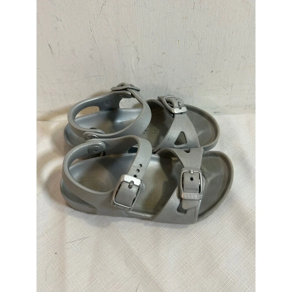 Birkenstock Rio EVA Sandals  kid 9? Silver Metallic Waterproof Backstrap Kids